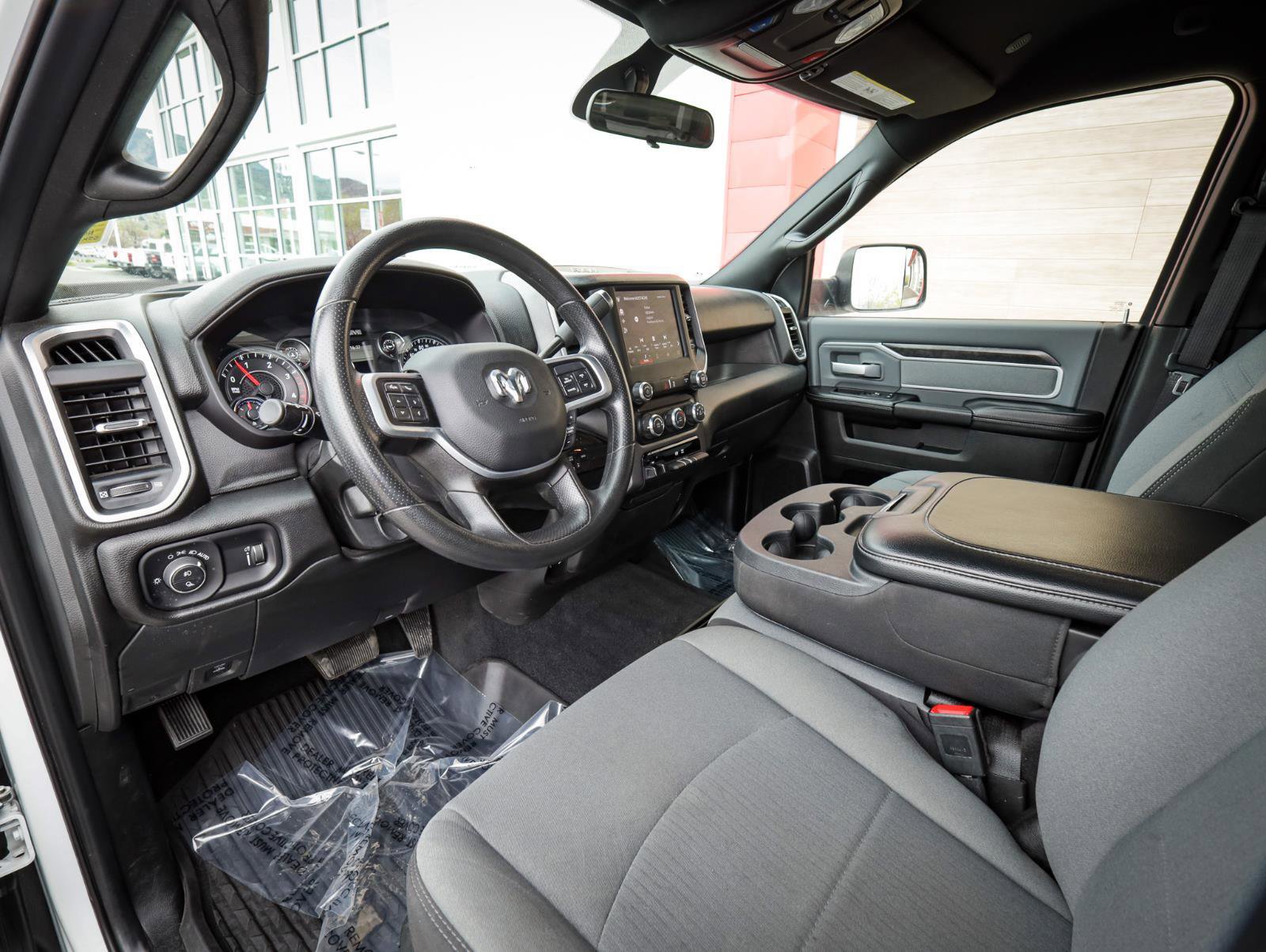 Used 2022 RAM 2500 Big Horn w/ Cold Weather Group image 12