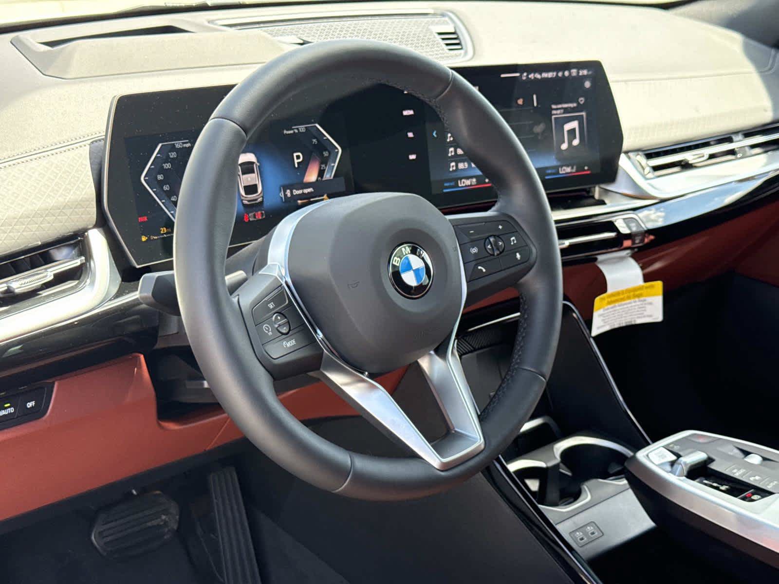 New 2026 BMW X2 xDrive28i w/ Technology Package AWD/4WD image 2