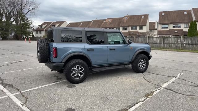 Used 2025 Ford Bronco Badlands image 47