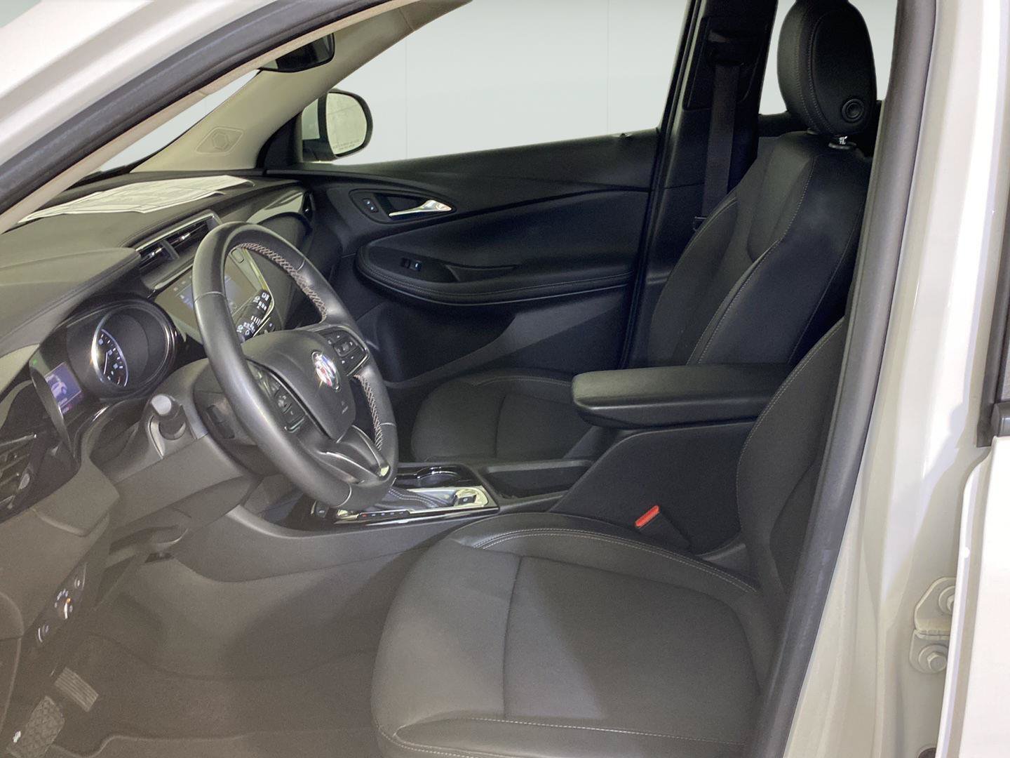 Used 2023 Buick Encore GX Preferred w/ Cold Weather Comfort Package FWD image 23