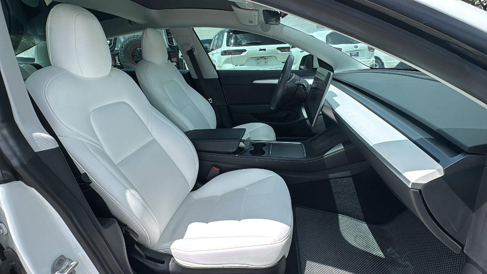 Used 2022 Tesla Model 3 Long Range image 28