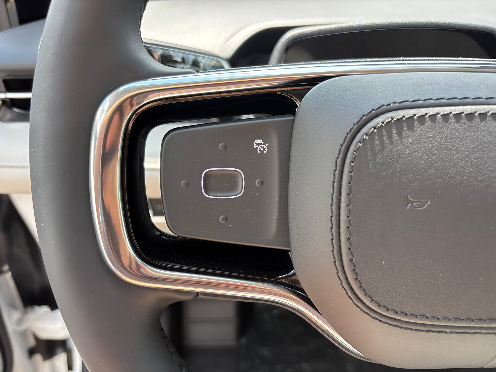 New 2026 Lincoln Nautilus Premier AWD/4WD image 17