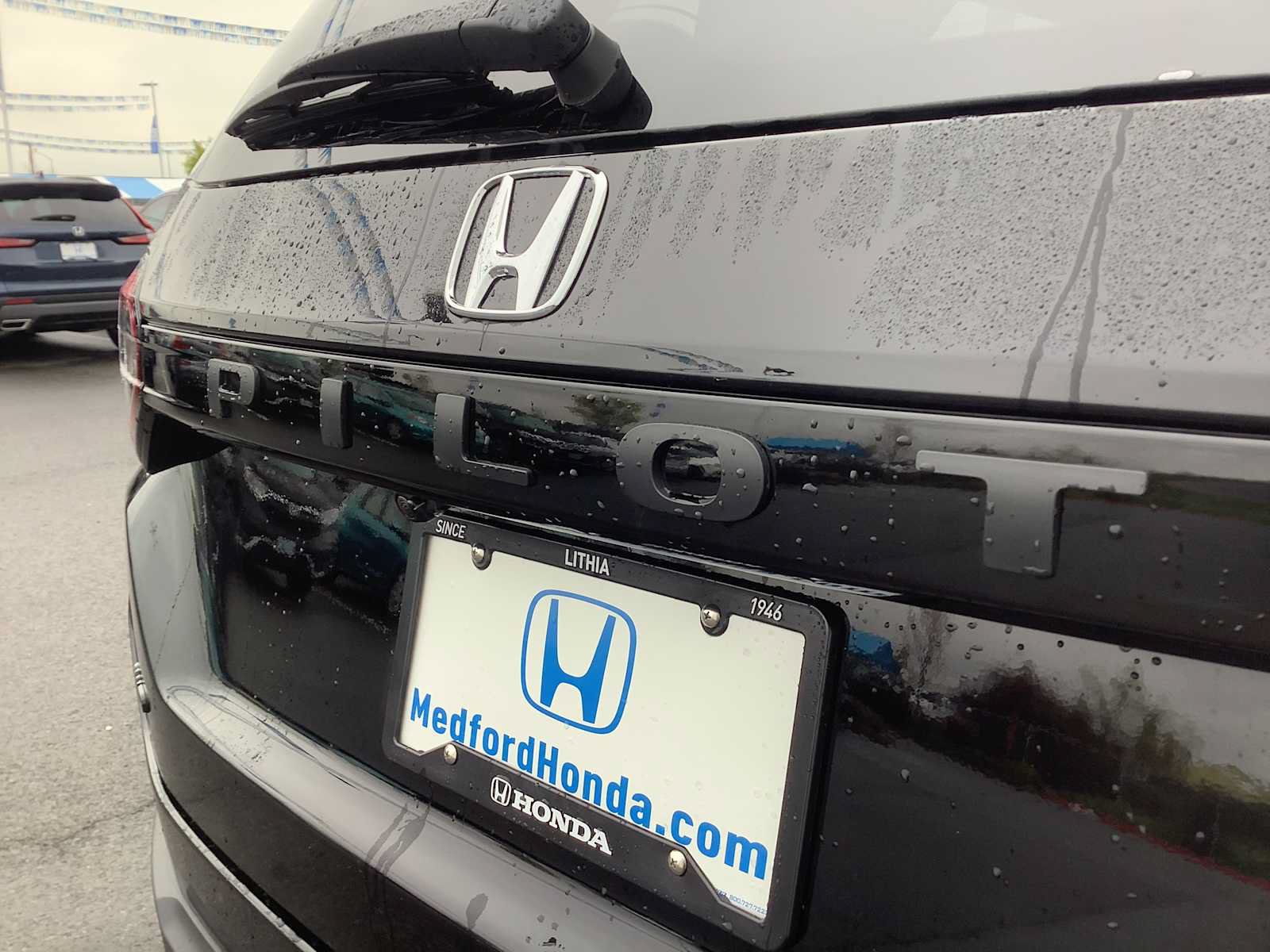 New 2026 Honda Pilot Sport image 6
