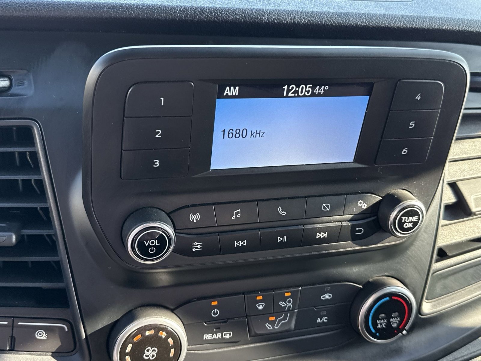 Used 2024 Ford Transit 250 Low Roof w/ Exterior Upgrade Package image 18