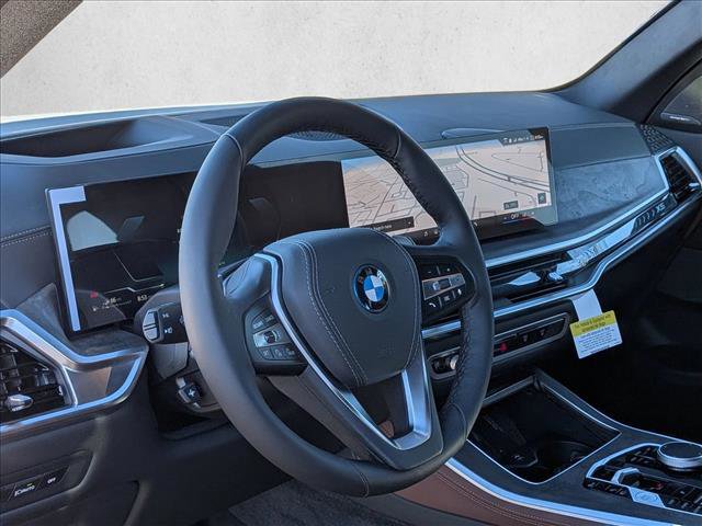 New 2026 BMW X5 xDrive50e image 3