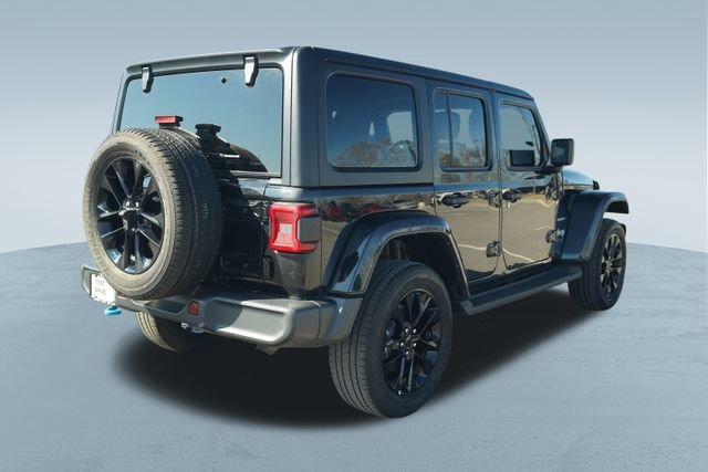 Used 2022 Jeep Wrangler Unlimited Sahara 4xe w/ Cold Weather Group image 9