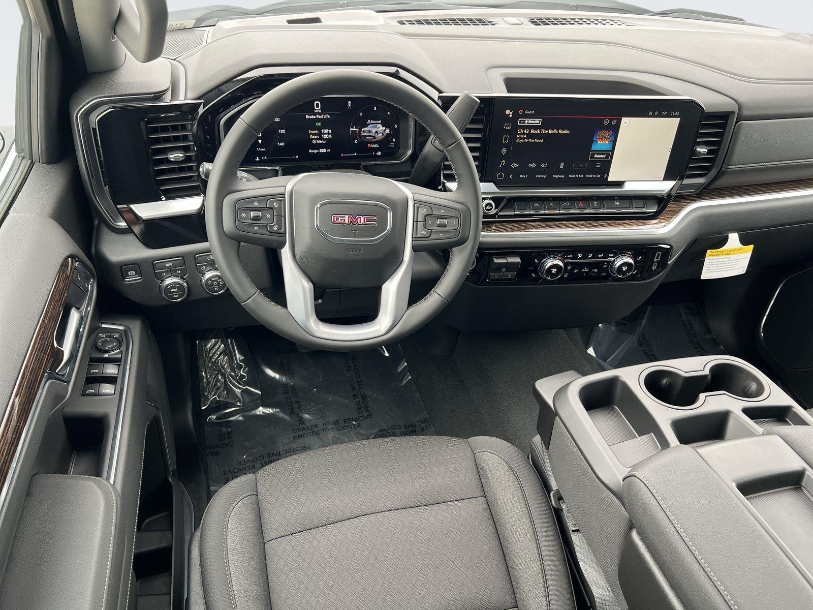 New 2026 GMC Sierra 1500 Elevation w/ LPO, Elevation Black Package AWD/4WD image 11