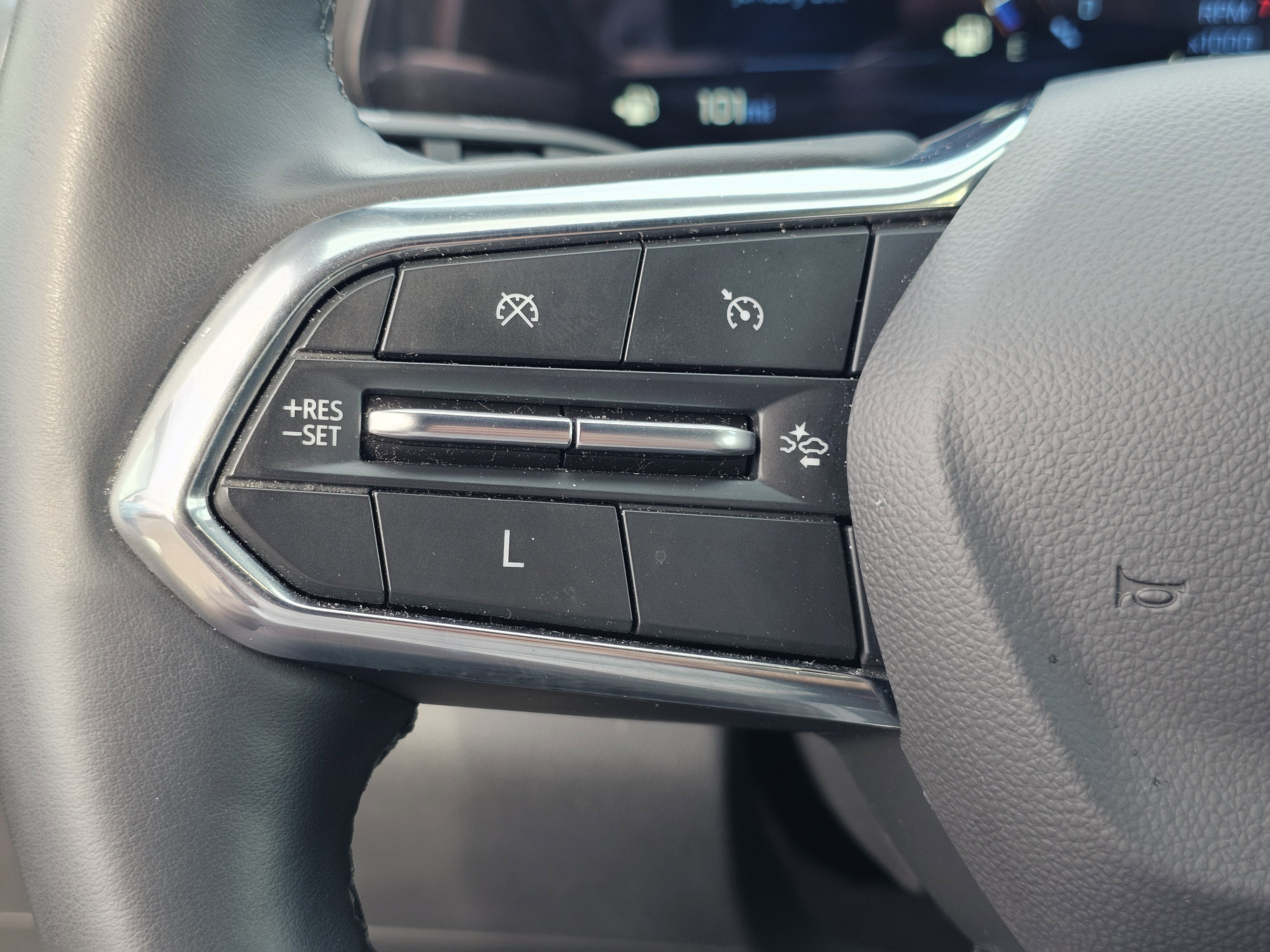 Used 2025 Chevrolet Equinox LT image 20