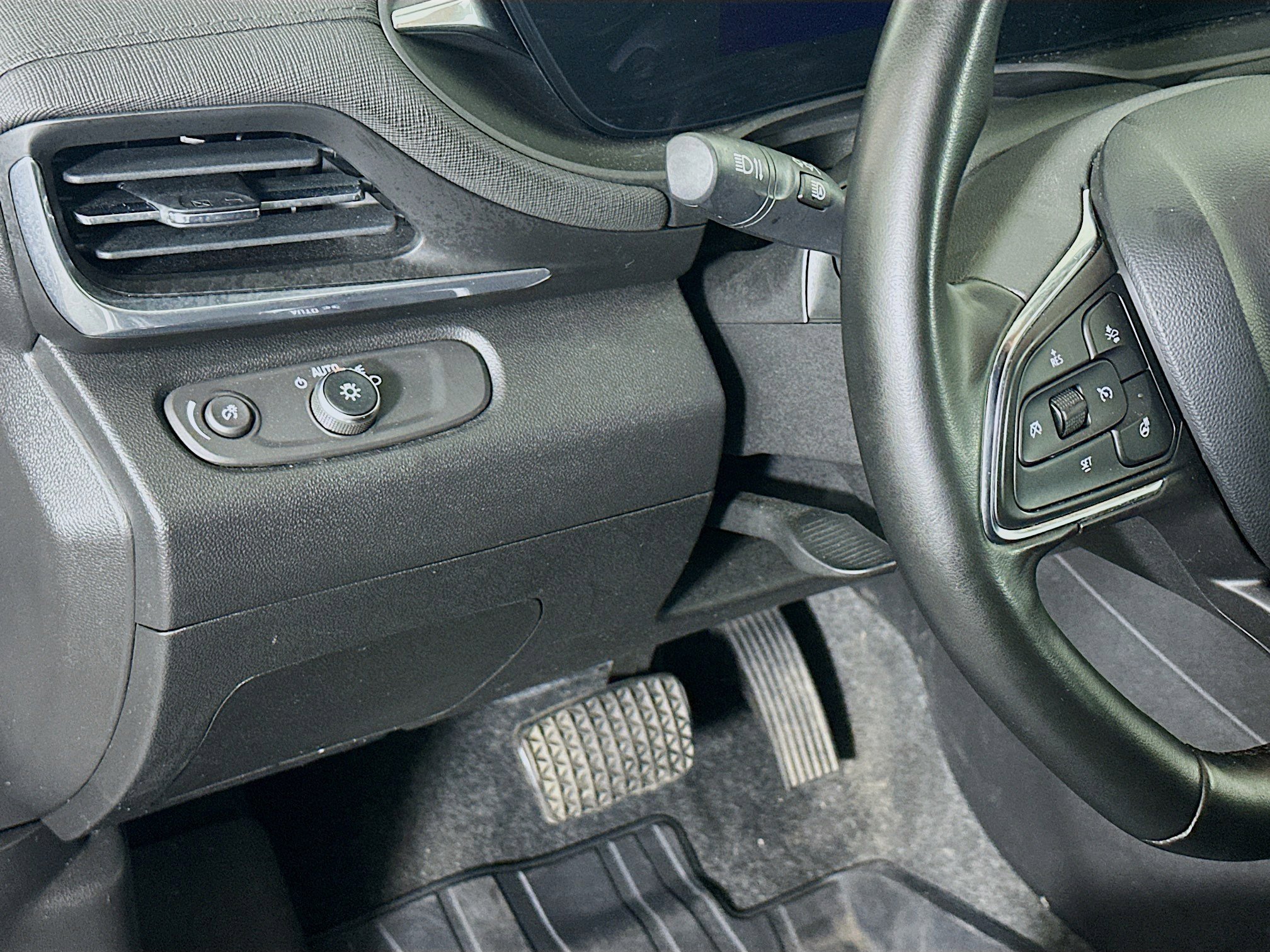 Used 2024 Buick Envista Preferred w/ Convenience I Package FWD image 17