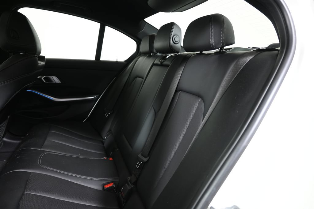 Certified 2023 BMW 330i xDrive Sedan w/ Driving Assistance Package AWD/4WD image 6