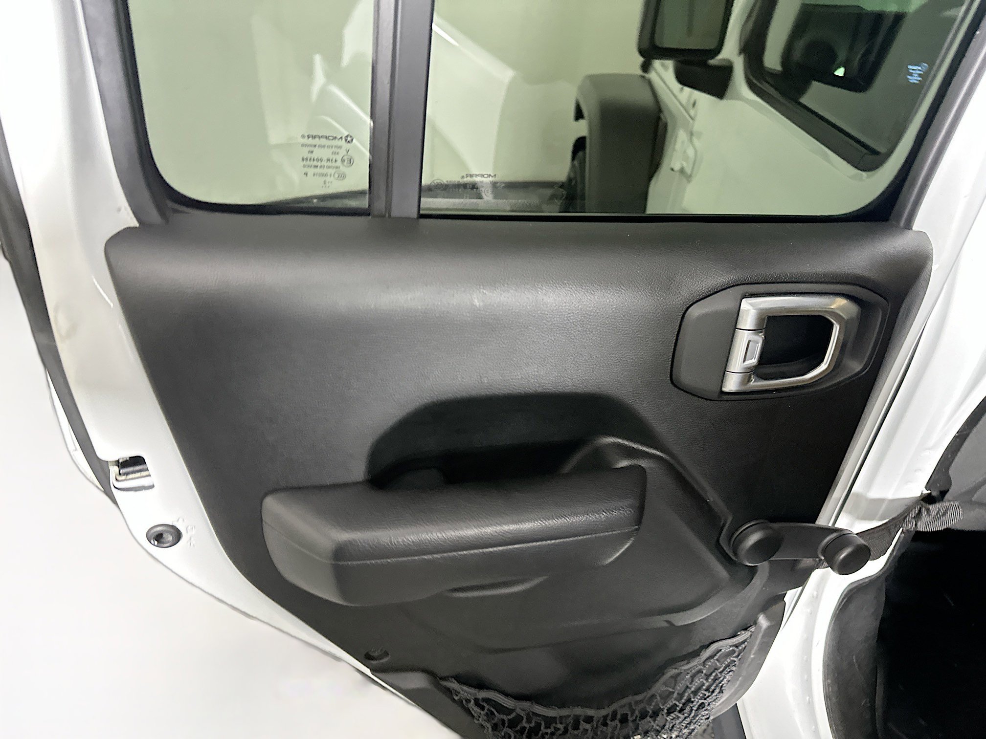 Used 2022 Jeep Wrangler Unlimited Sport image 25