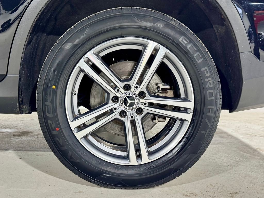 Used 2021 Mercedes-Benz GLC 300 4MATIC image 34