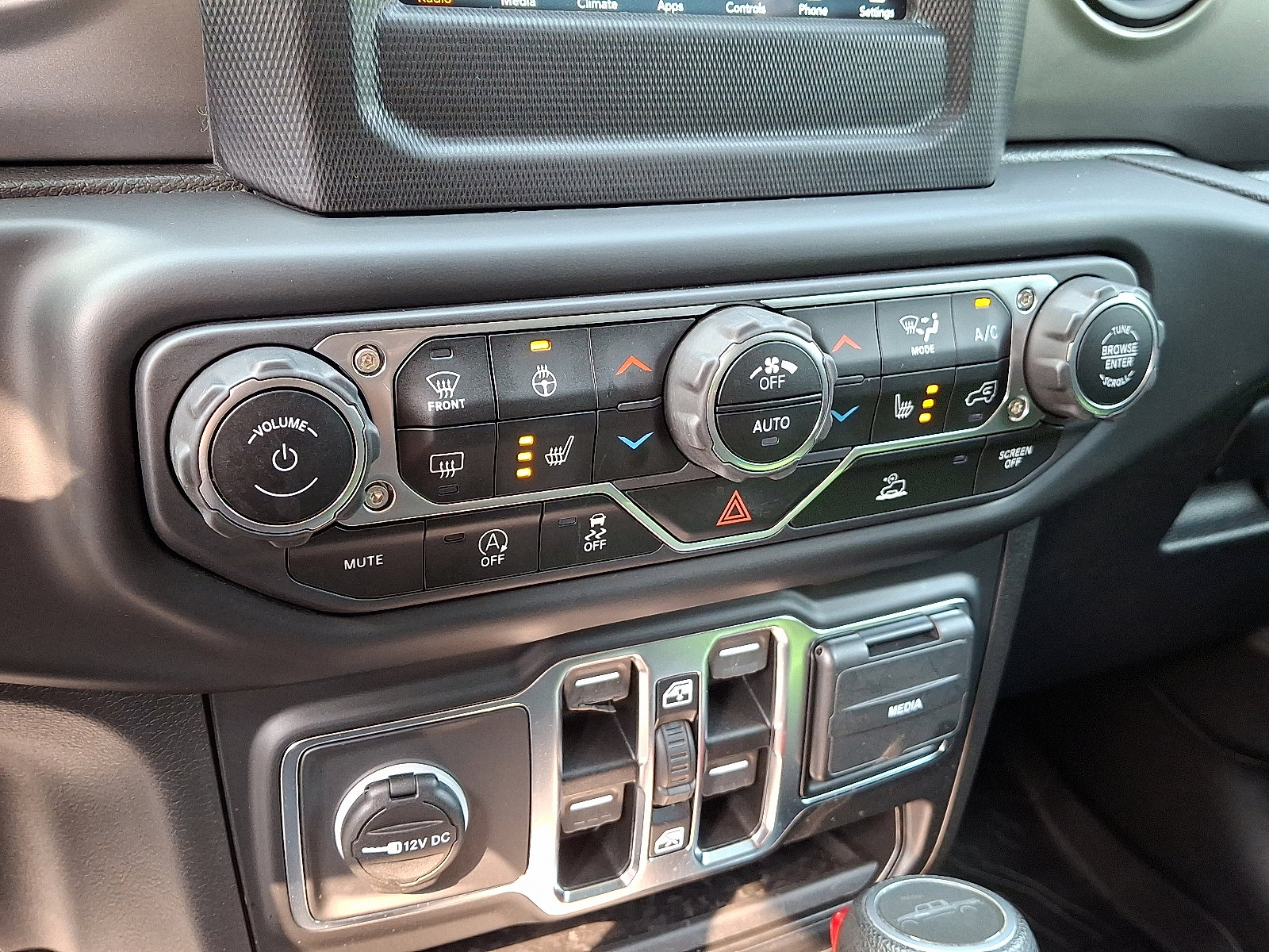 Certified 2021 Jeep Gladiator Willys image 16