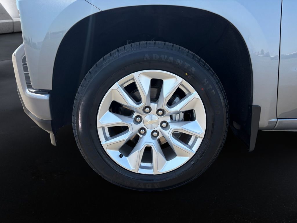 Used 2022 Chevrolet Silverado 1500 Custom RWD image 9