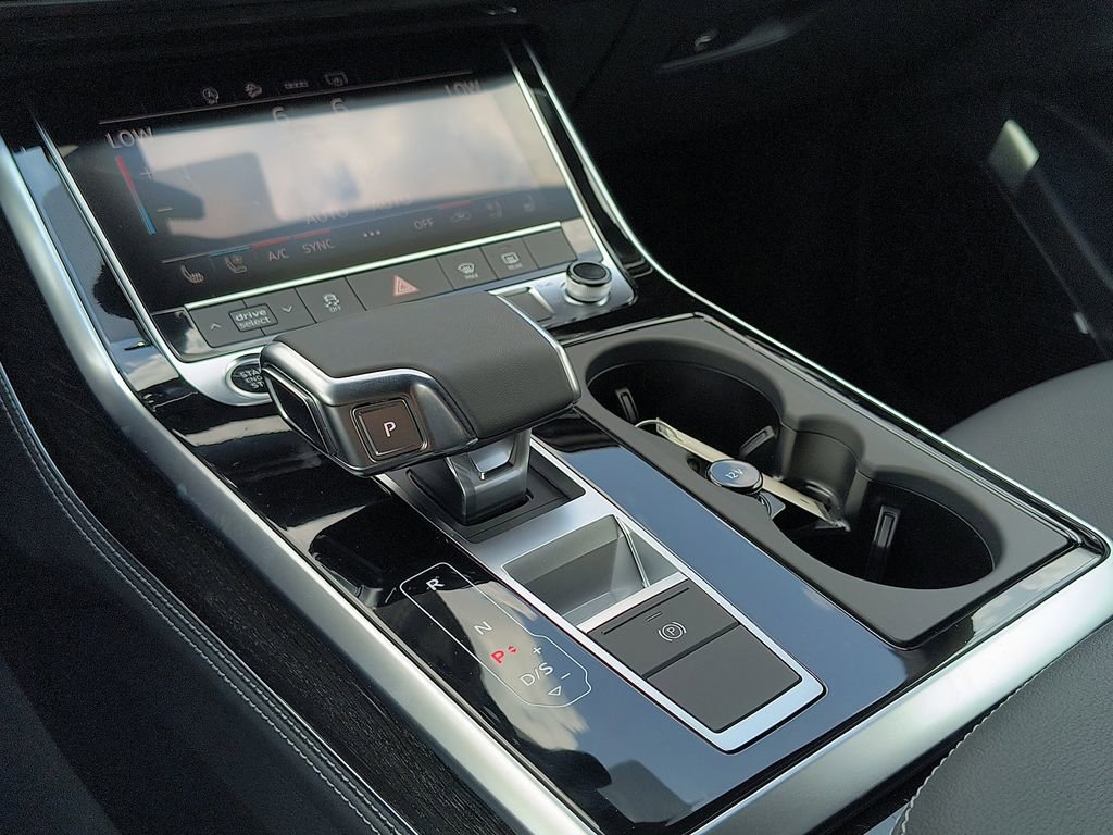 New 2025 Audi Q8 Premium Plus image 10