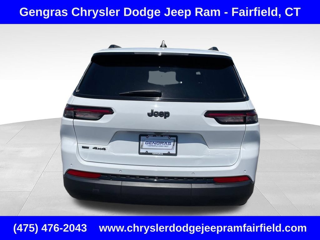 Certified 2023 Jeep Grand Cherokee L Laredo AWD/4WD image 5