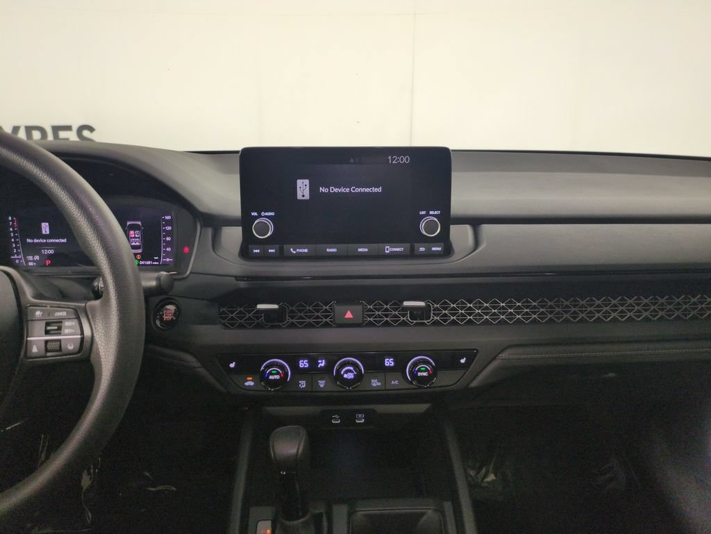 Certified 2024 Honda Accord EX image 18