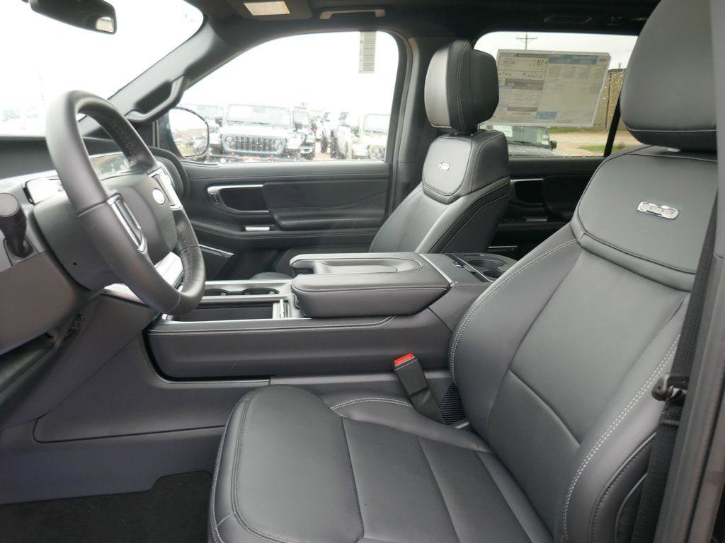 New 2026 Ford Expedition Max Platinum w/ Stealth Appearance Package image 15