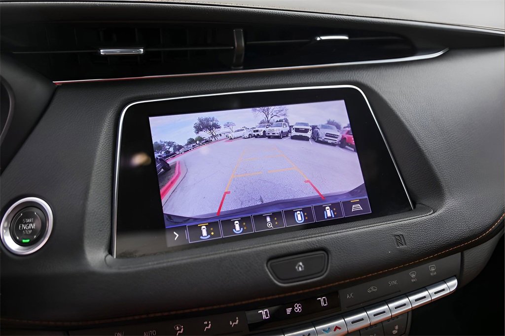 Used 2019 Cadillac XT4 Premium Luxury w/ Enhanced Visibility Package image 17