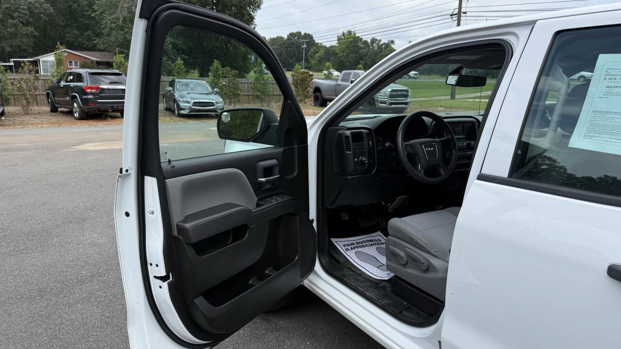 Used 2014 GMC Sierra 1500 SLT w/ SLT Preferred Package AWD/4WD image 10