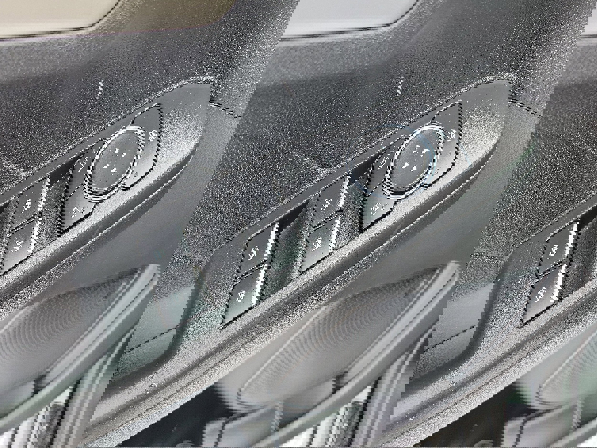 Certified 2022 Ford Escape SE w/ Convenience Package image 12