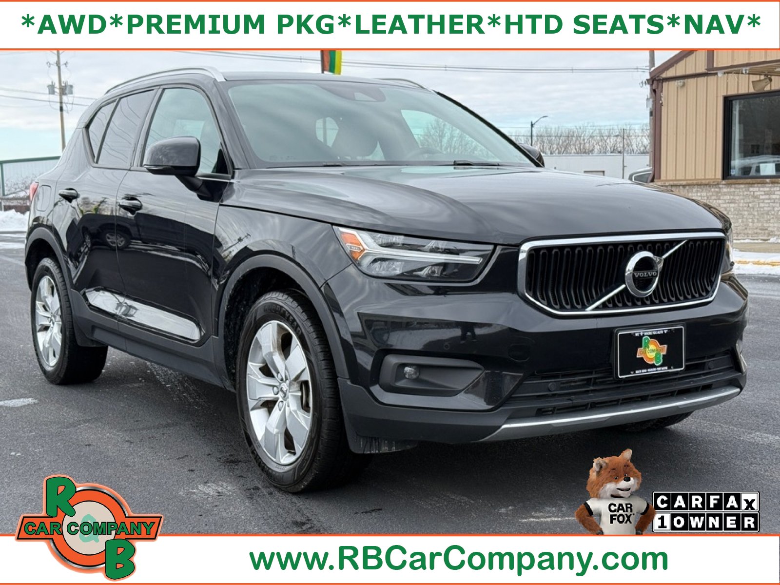 Used 2022 Volvo XC40 T5 Momentum AWD/4WD image 1