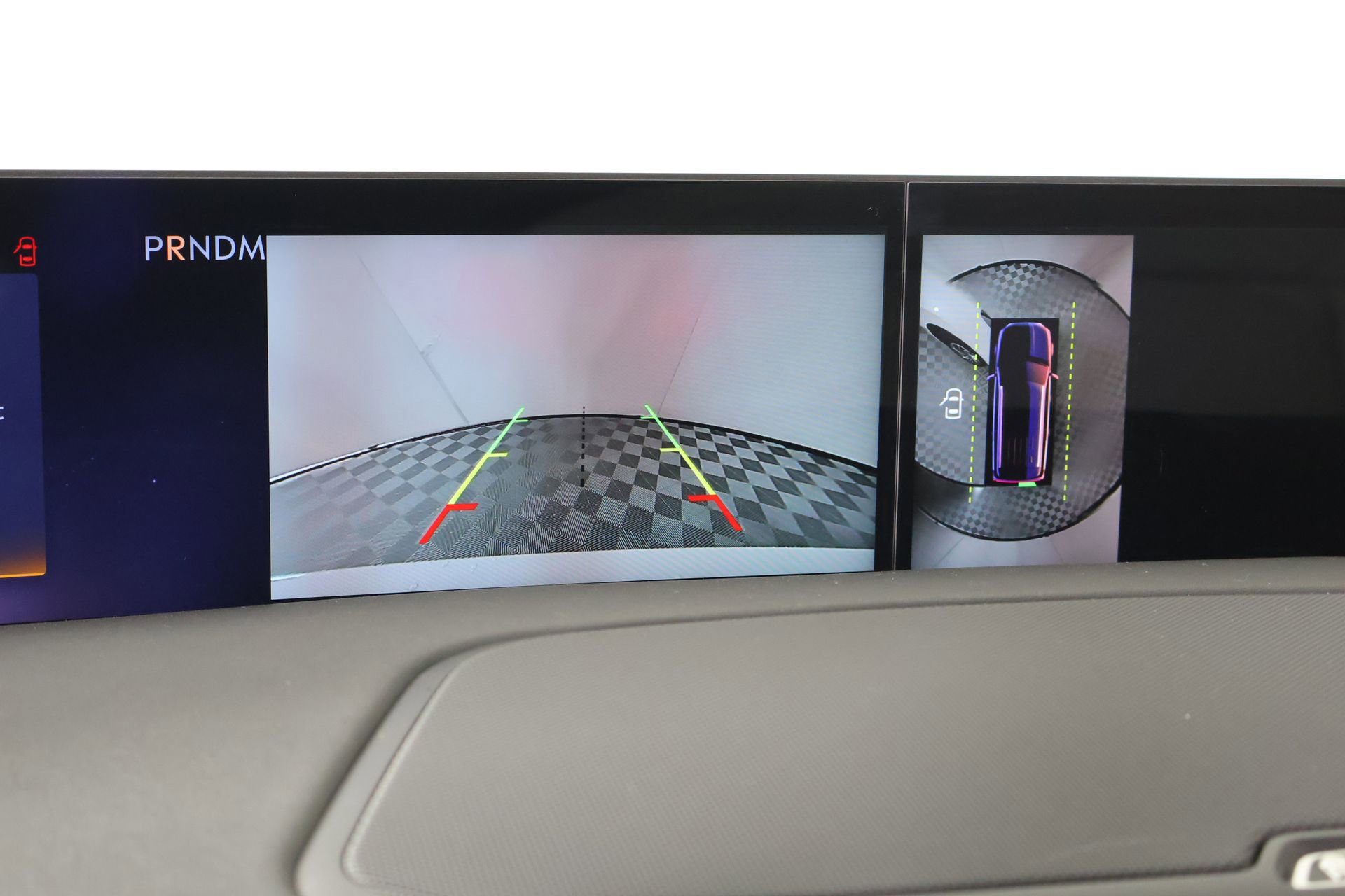 New 2026 Lincoln Navigator Premiere image 6