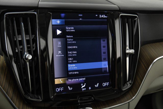 Used 2021 Volvo XC60 T8 Inscription Expression w/ Advanced Package AWD/4WD image 24