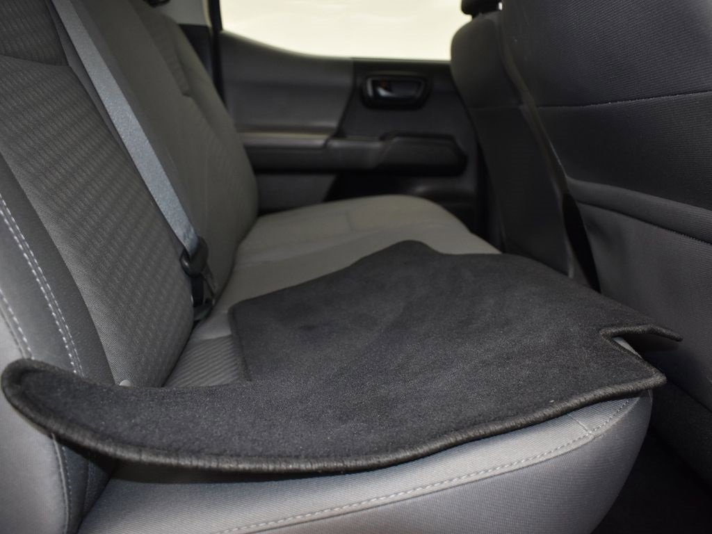 Used 2021 Toyota Tacoma SR image 13