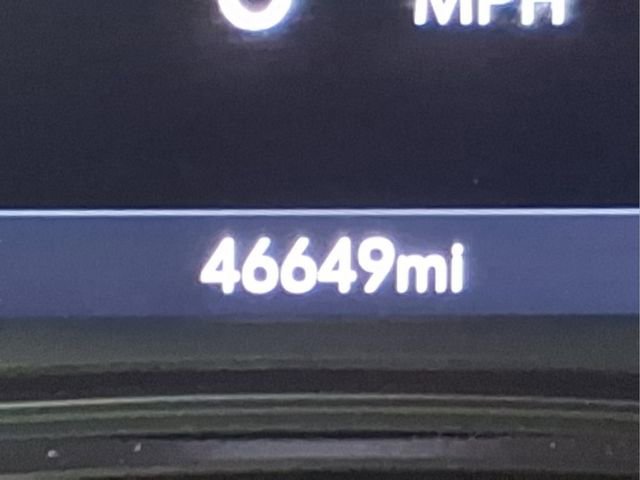 Used 2023 Chevrolet Traverse LT w/ LPO, Floor Liner Package image 31