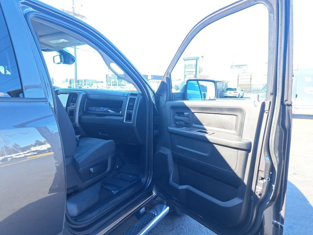 Used 2023 RAM 1500 Tradesman w/ Tradesman SXT Package image 16