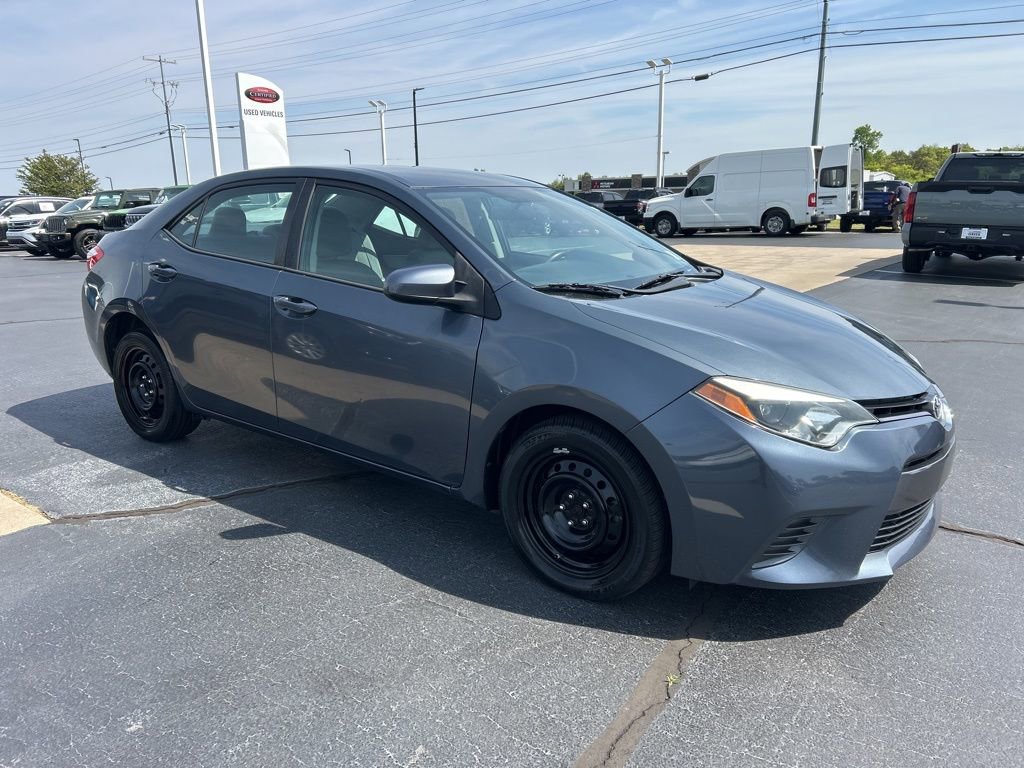 Used 2015 Toyota Corolla LE FWD image 19