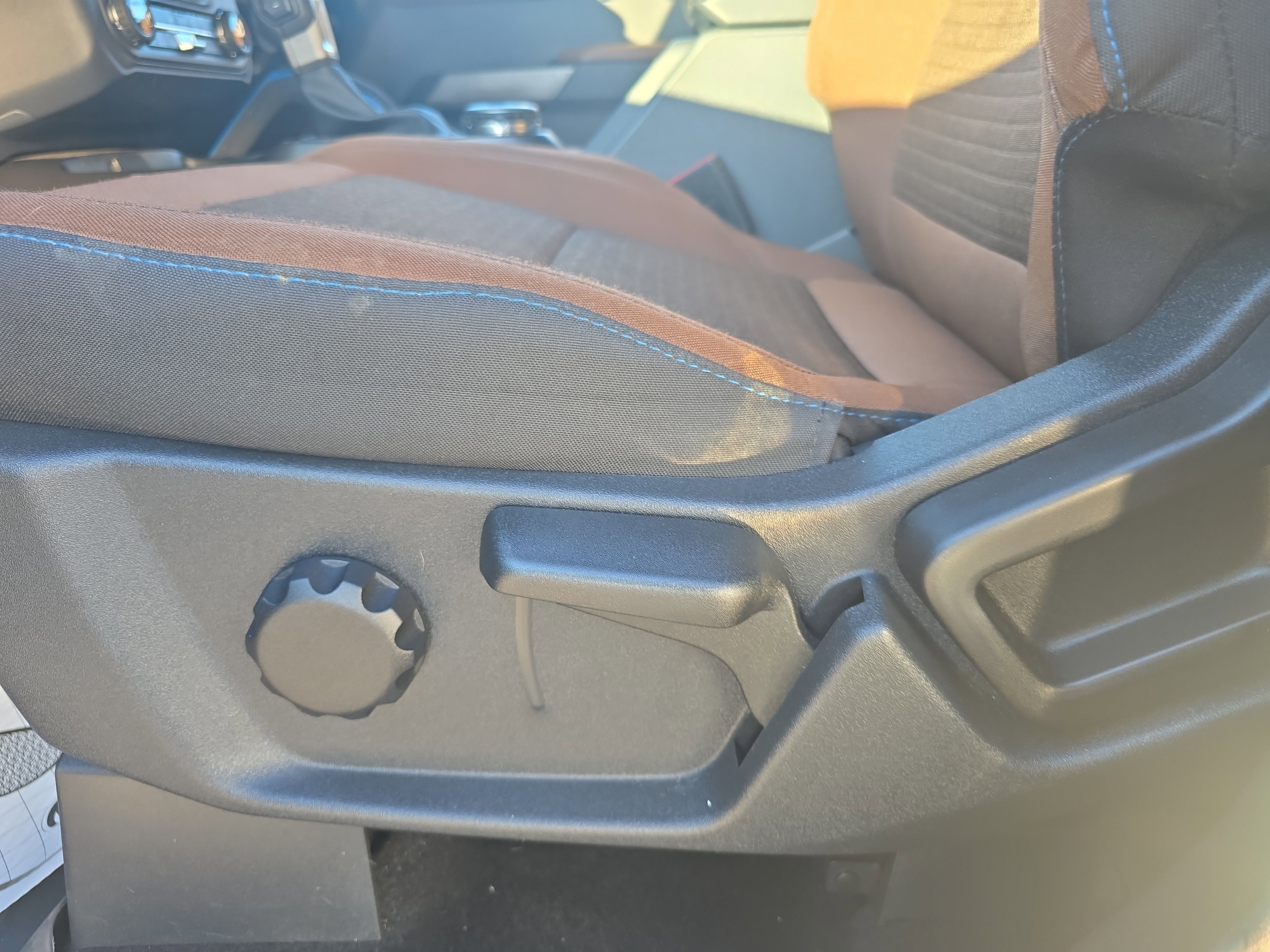 Used 2023 Ford Bronco Outer Banks image 13