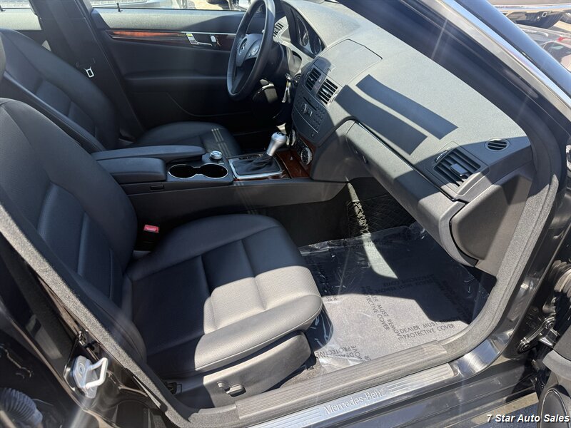 Used 2011 Mercedes-Benz C 300 Sedan image 14