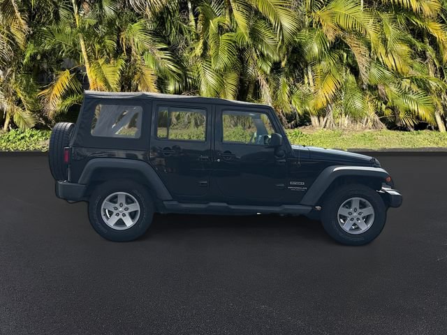 Used 2015 Jeep Wrangler Unlimited Sport AWD/4WD image 4