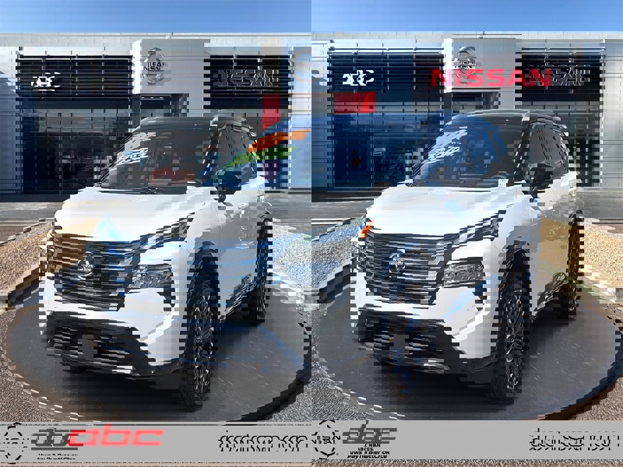 New 2025 Nissan Rogue Platinum w/ Tech Package