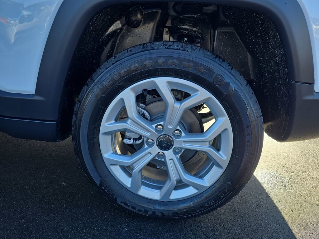 New 2026 Jeep Compass Latitude image 32