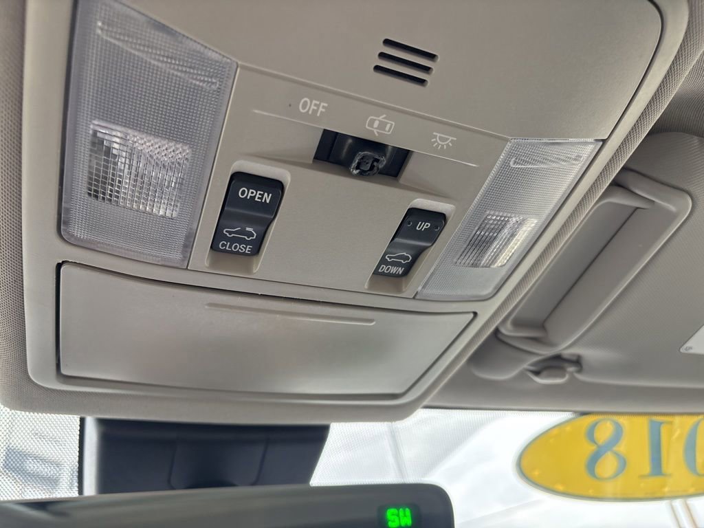 Used 2018 Toyota RAV4 Limited w/ All Weather Liner Package image 50