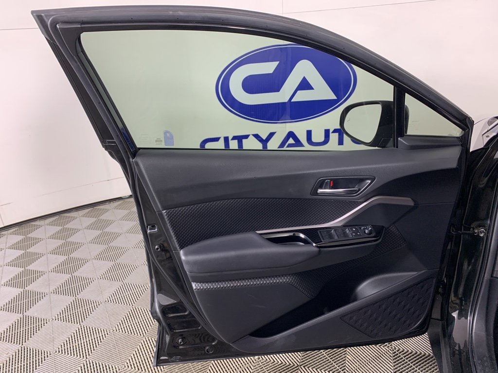 Used 2022 Toyota C-HR Nightshade image 13