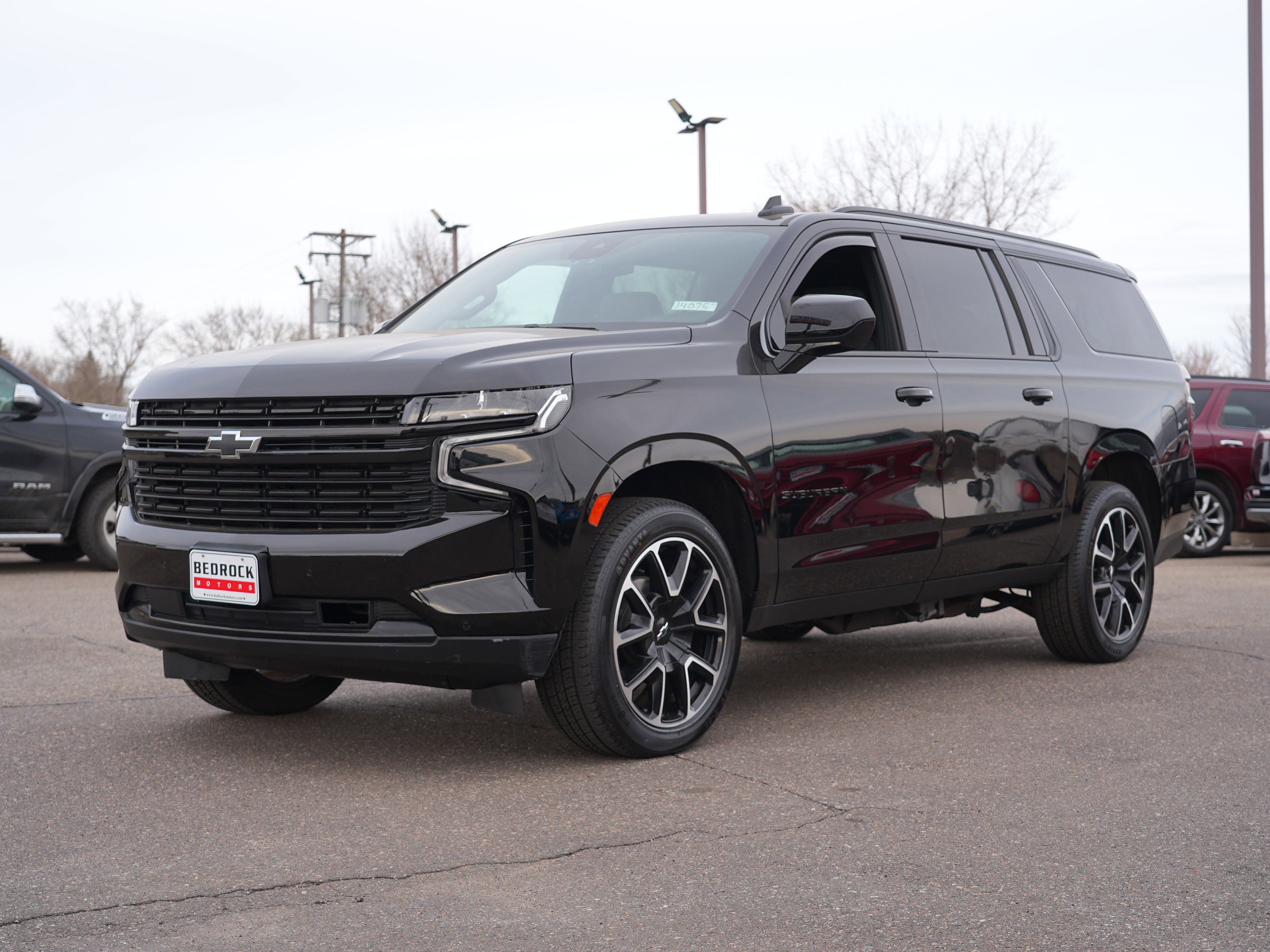 Used 2023 Chevrolet Suburban RST AWD/4WD image 7