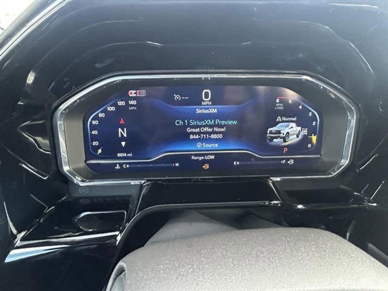 Used 2025 Chevrolet Silverado 1500 LT Trail Boss w/ Convenience Package II AWD/4WD image 19