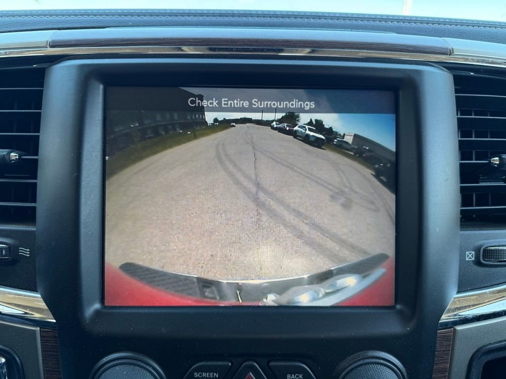 Used 2014 RAM 1500 Laramie w/ Convenience Group AWD/4WD image 3