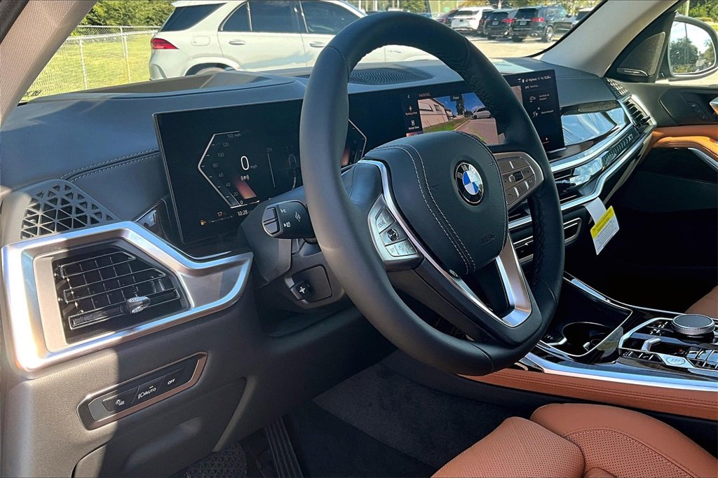 New 2026 BMW X7 xDrive40i image 5