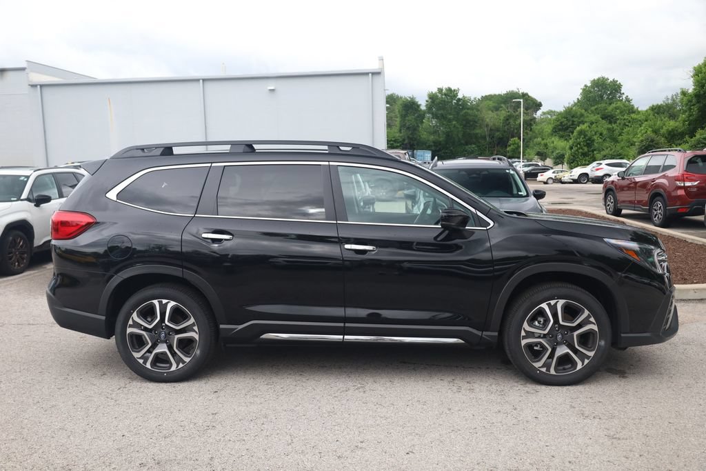 Certified 2026 Subaru Ascent Touring w/ Popular Package #2 AWD/4WD image 5