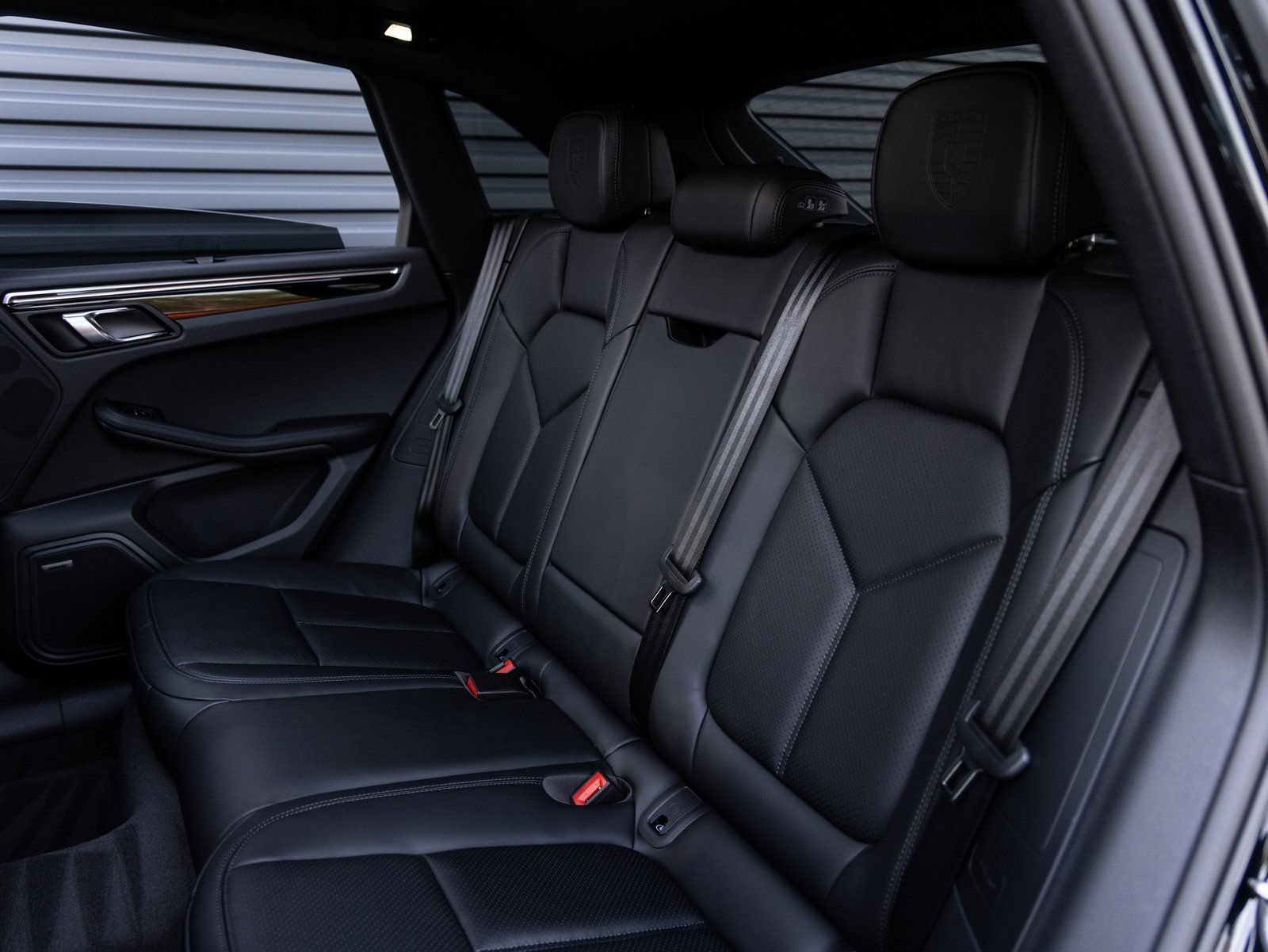 New 2026 Porsche Macan AWD/4WD image 27