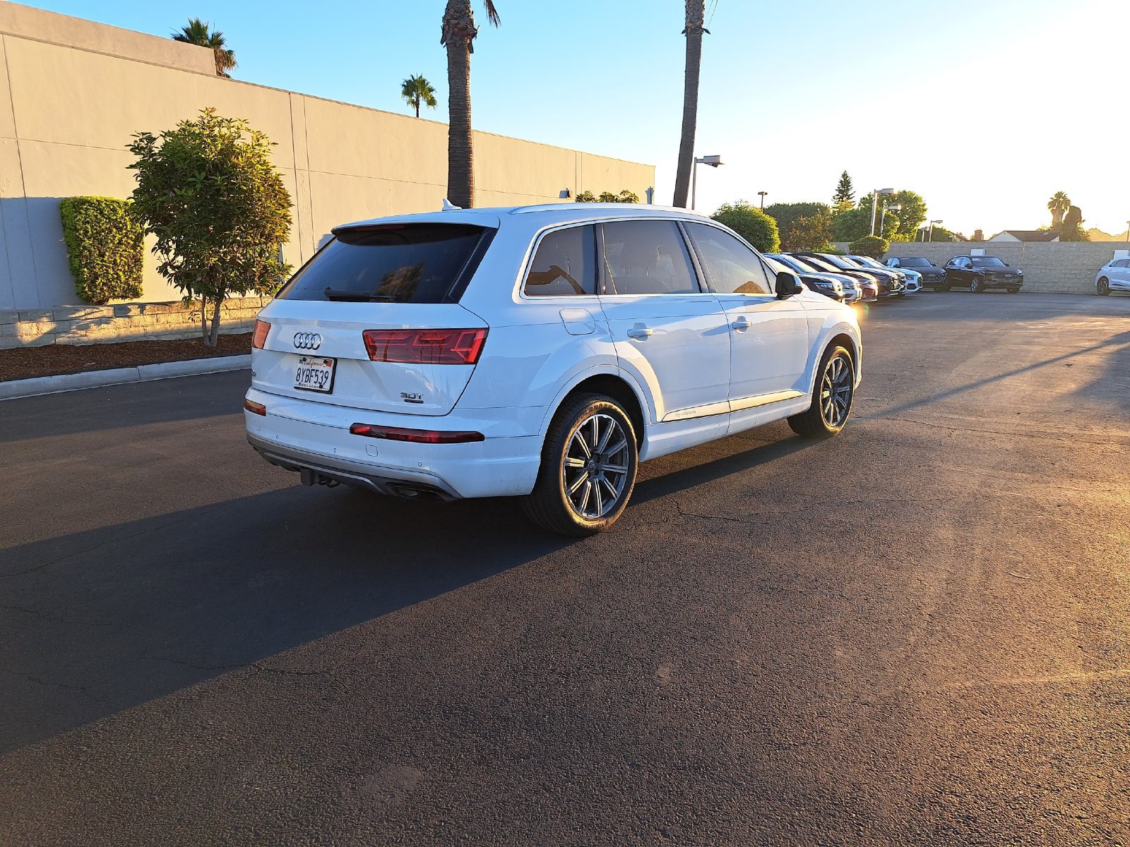 Used 2018 Audi Q7 3.0T Premium Plus w/ Premium Plus Package AWD/4WD image 5