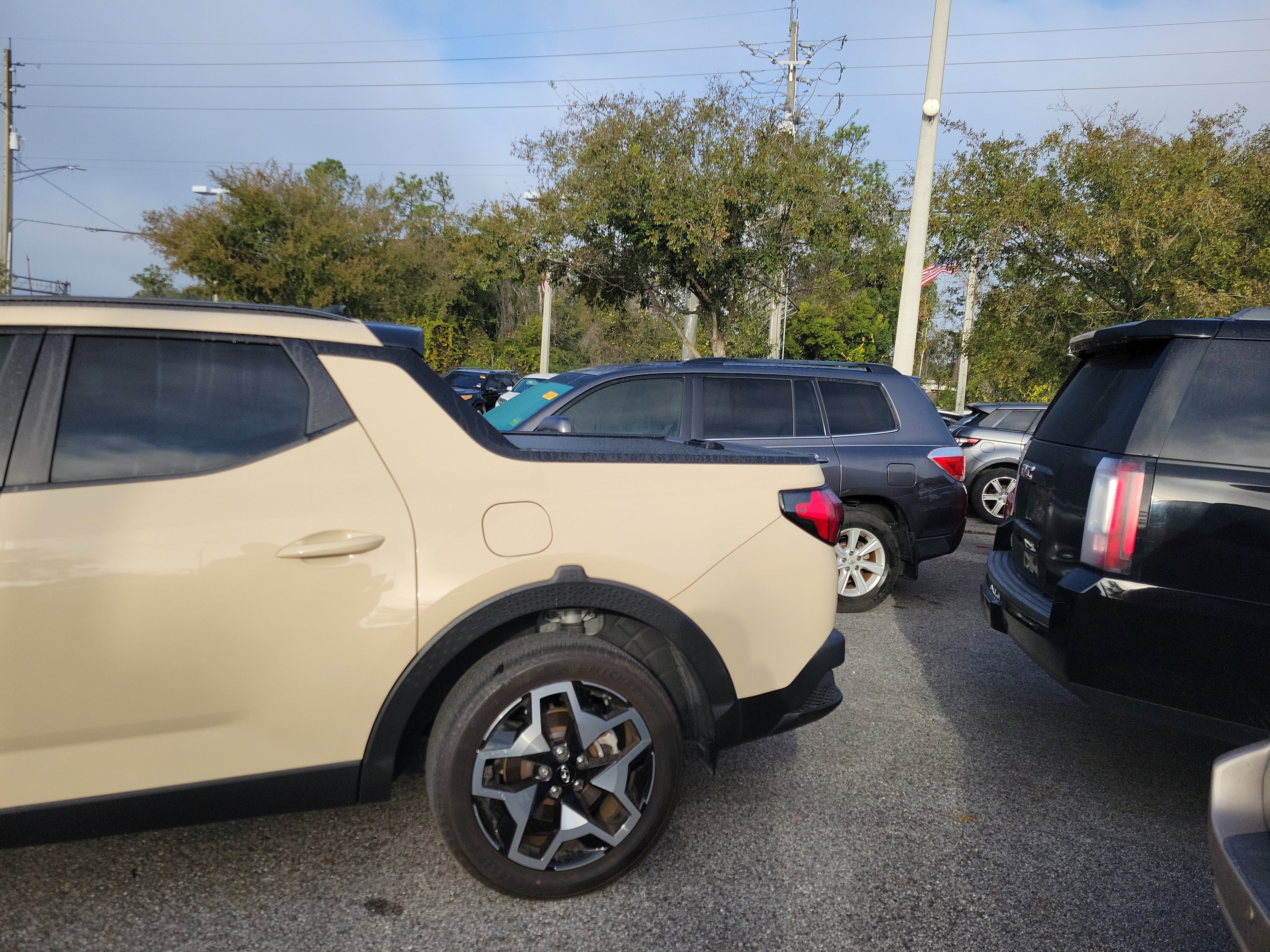 Used 2022 Hyundai Santa Cruz Limited w/ Cargo Package image 23