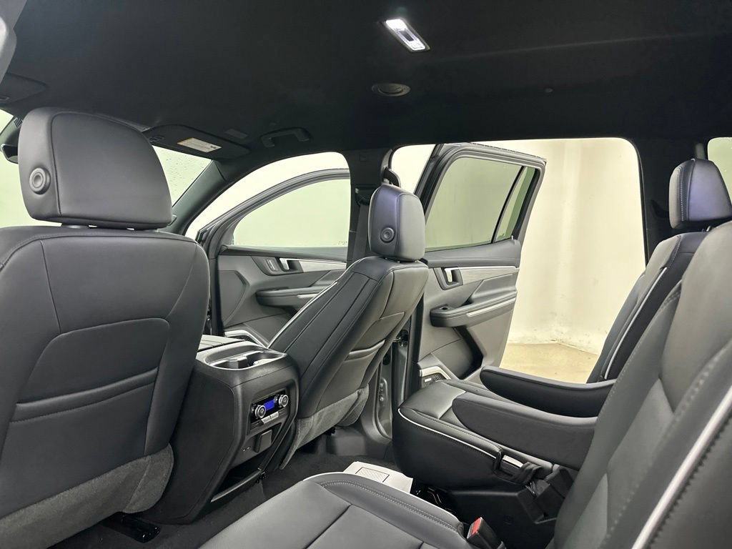 New 2027 Buick Enclave Preferred w/ Power Package AWD/4WD image 34