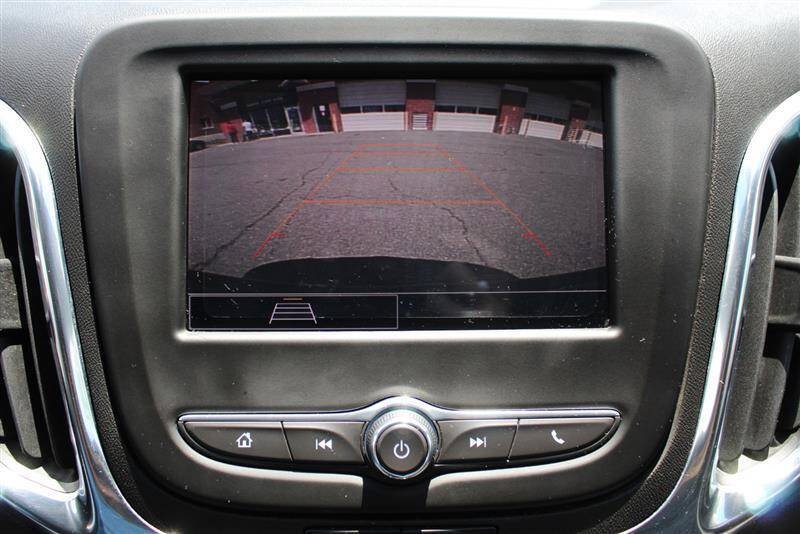 Used 2023 Chevrolet Equinox LT AWD/4WD image 20