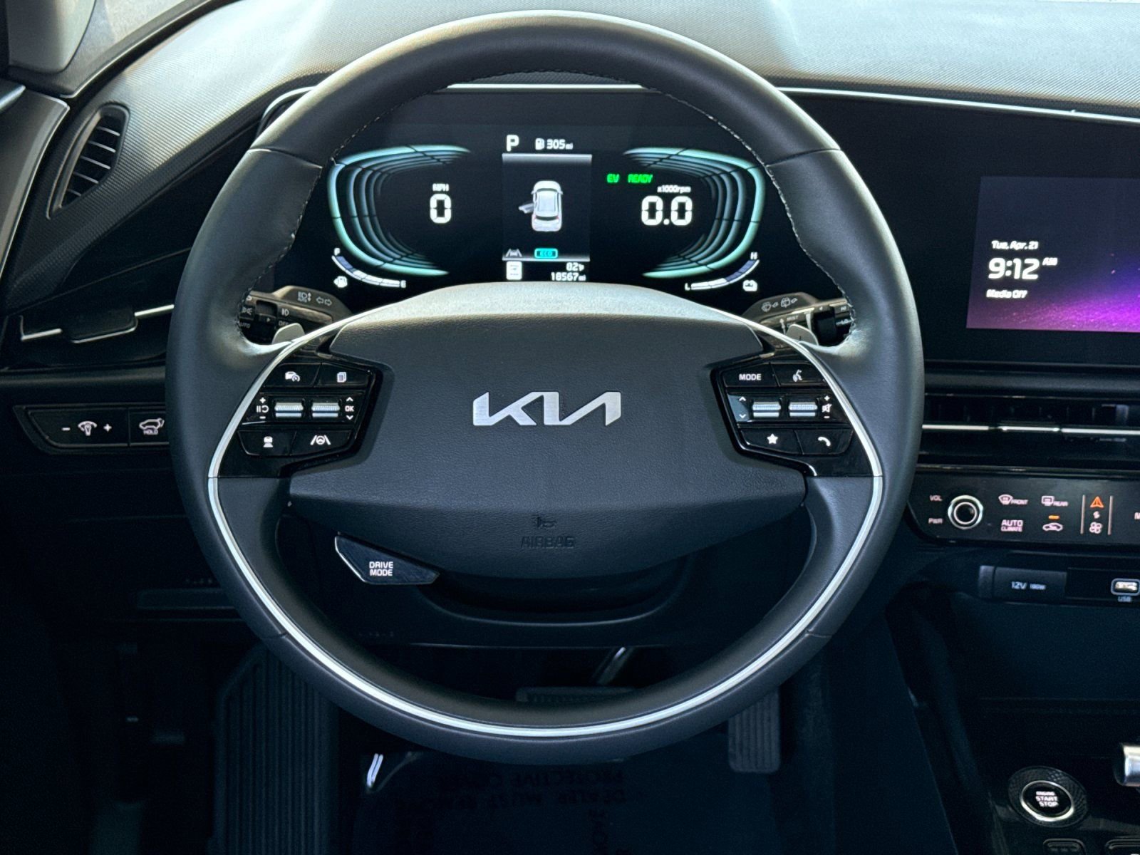 Used 2024 Kia Niro SX image 13